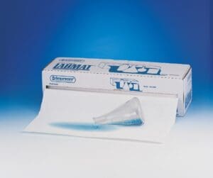 Box of disposable plastic pipettes with one pipette displayed.